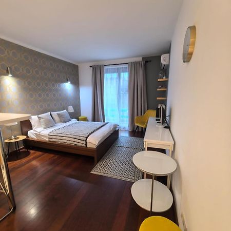 Klimatyzowany apartament przy Dworcu Głównym Cracóvia Exterior foto