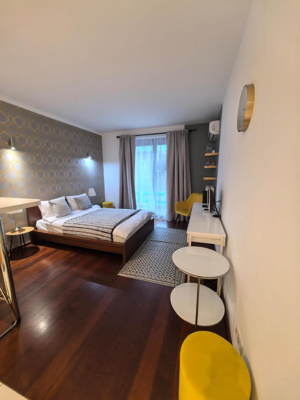 Klimatyzowany apartament przy Dworcu Głównym Cracóvia Exterior foto